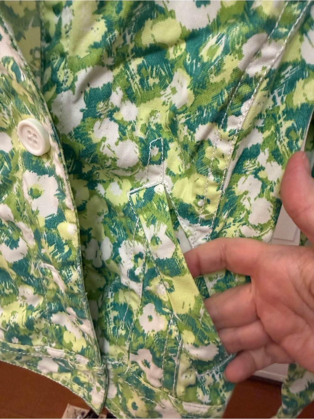 Liz Claiborne Green Floral Jean Jacket - Picture 3 of 8